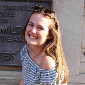 Meet your Posher, Caroline